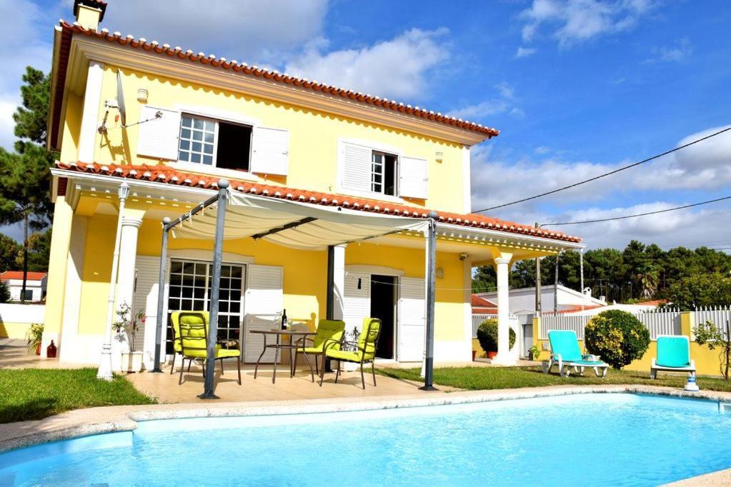 B House Verdizela Corroios Exterior foto